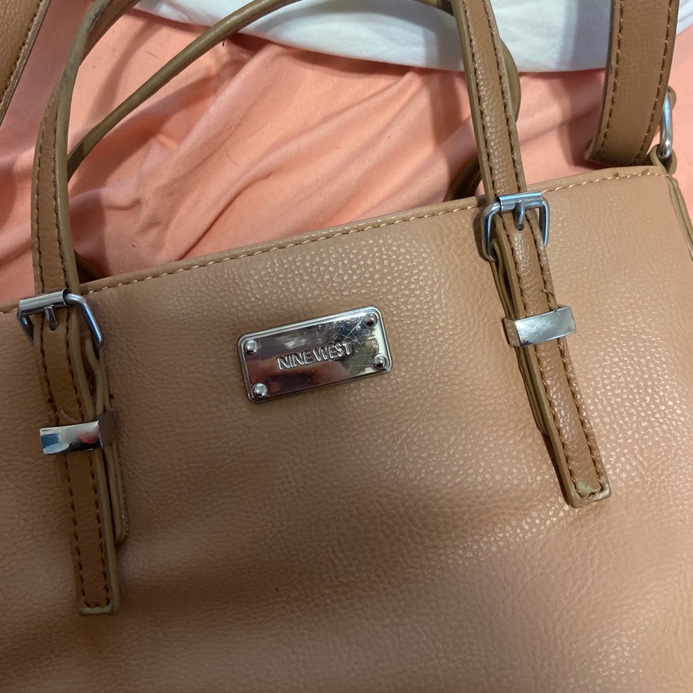 NINE WEST TAN PURSE